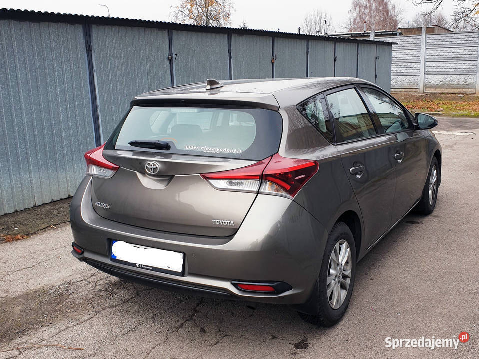 TOYOTA AURIS ACTIVE CITY 133 benzyna 2017 99KM Warszawa