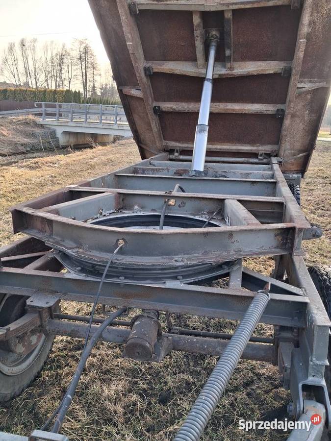 Przyczepa wywrotka d47 Rzgów sprzedam