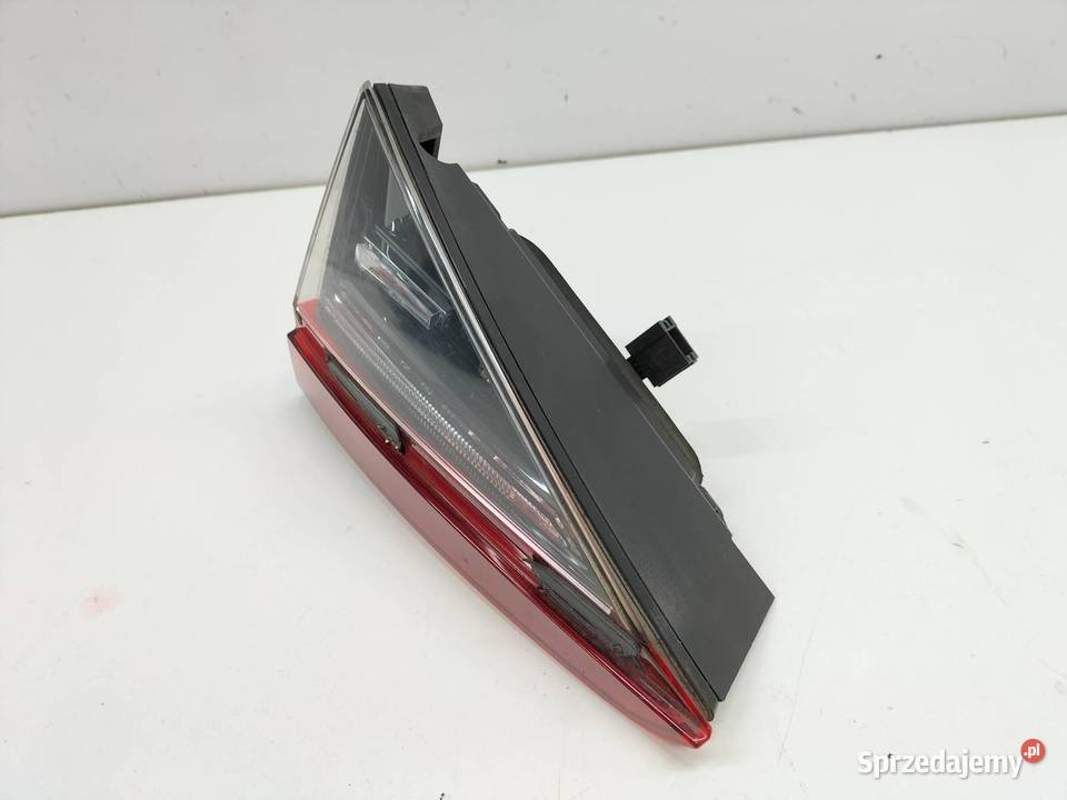LAMPA TYŁ W KLAPĘ PRAWA SEDAN LIFT 3V5945308F sprzedam