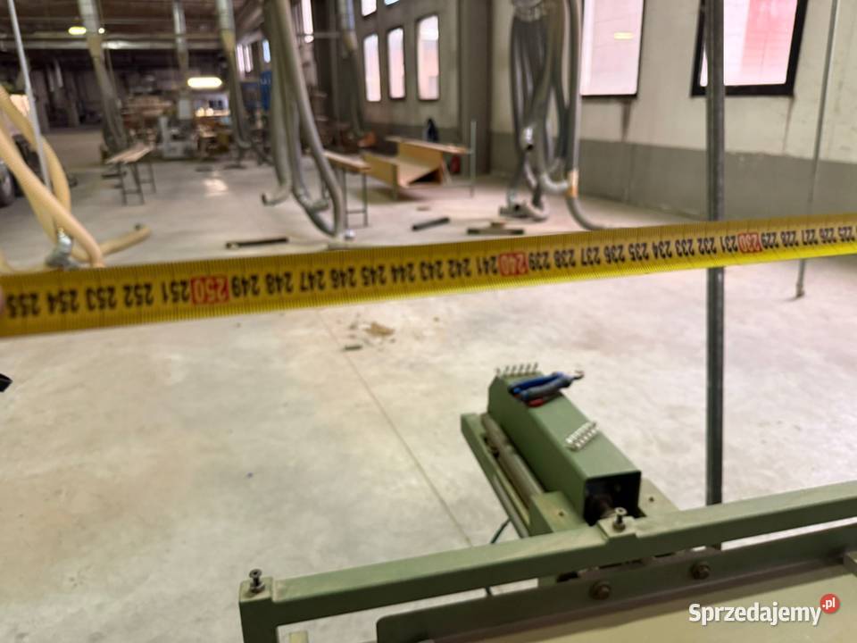 Podajnik do strugarki czterostronnej SACOT Juszczyn