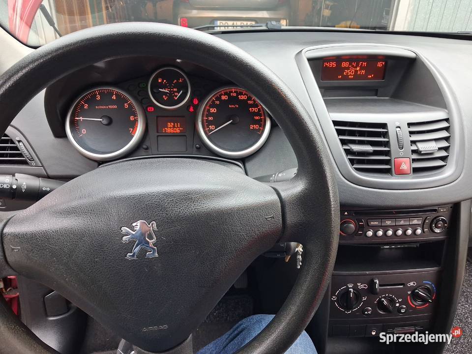 Peugeot 207 14benz 88 178000km wielkopolskie Gortatowo
