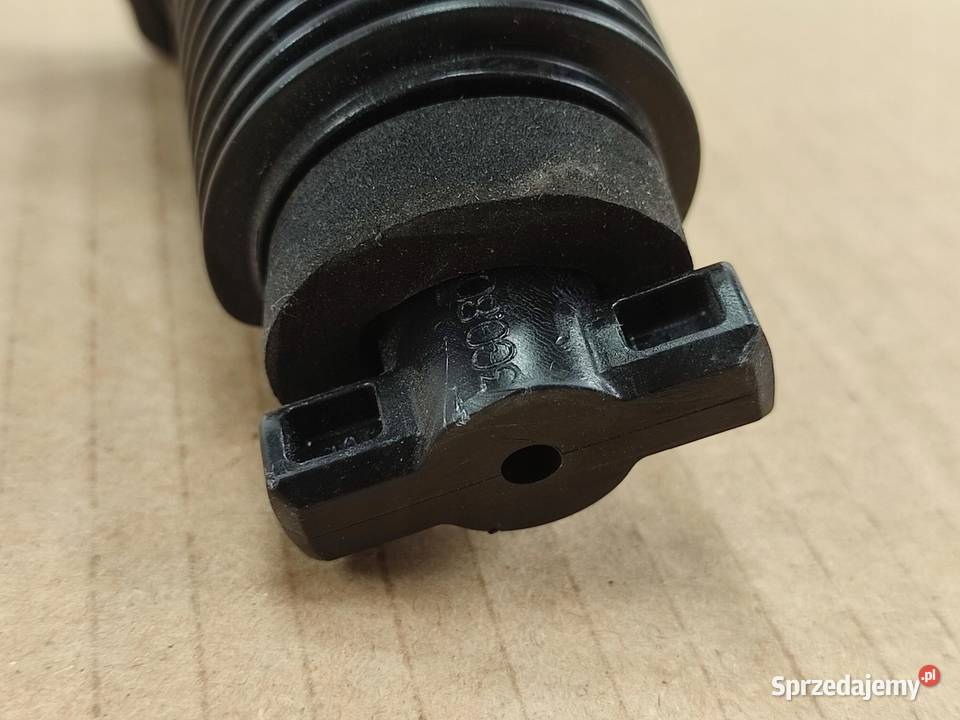 ŚRUBA KOŁA ZAPASOWEGO VW PASSAT B8 3G0803899D