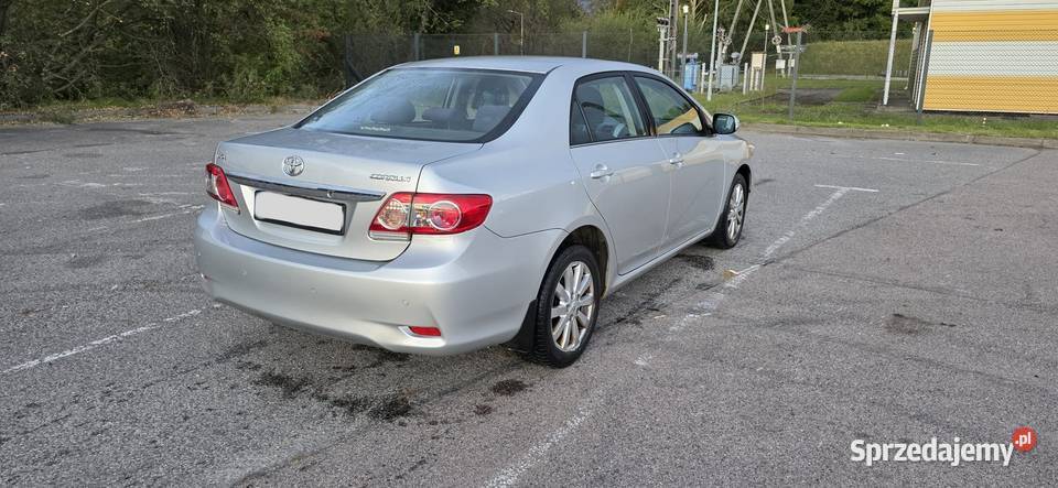 Toyota Corolla 14 D4D Premium Rok produkcji 2011 Corolla