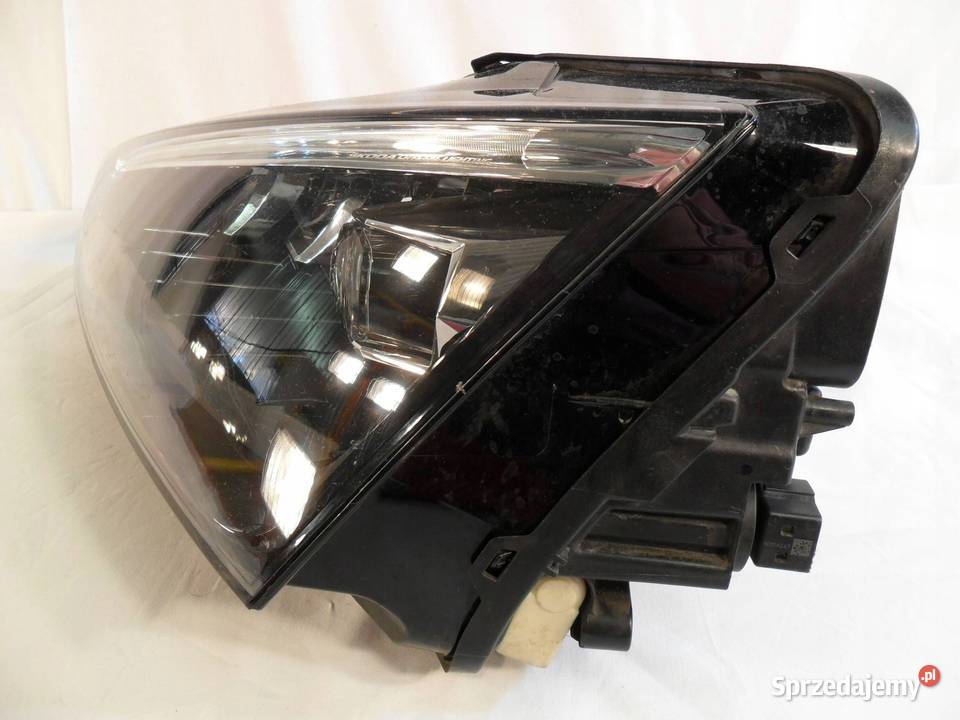 REFLEKTOR PRZÓD STRONA LEWA SKODA SCALA osobowe Nowy Tomyśl