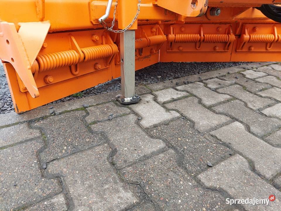 Pług do śniegu strzałka Flotzinger VSP11 Łubowo