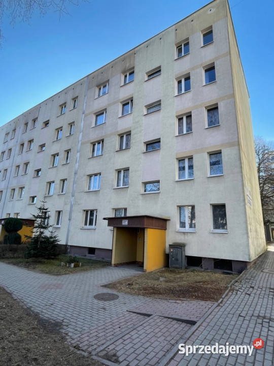 3 pokojowe mieszkanie z balkonem i parkingiem