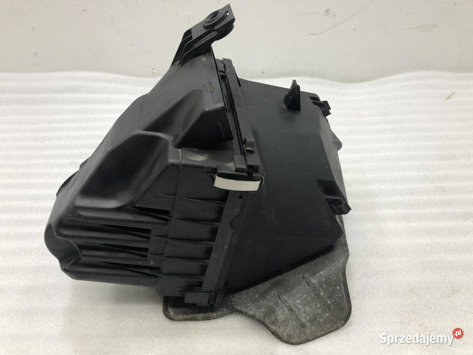 OBUDOWA FILTRA POWIETRZA VW PASSAT B5 20B 9700 osobowe sprzedam