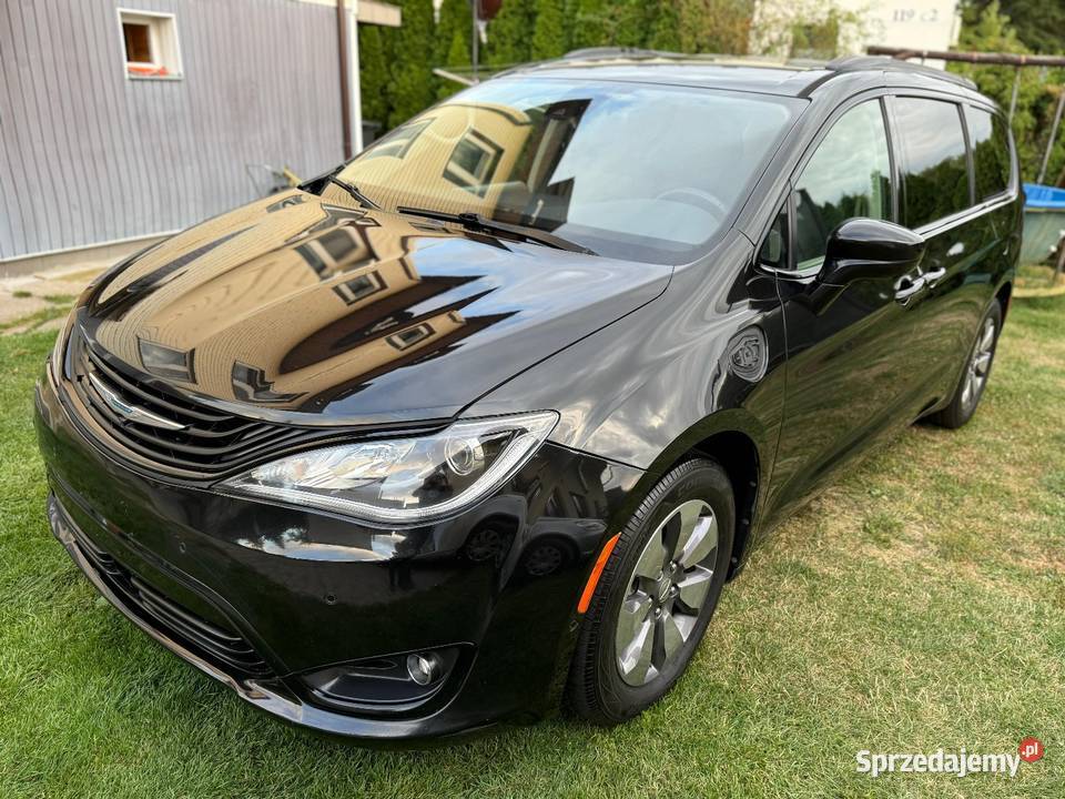 Chrysler Pacyfica hybryda przeglądzie asystent pasa ruchu Pacifica Lublin