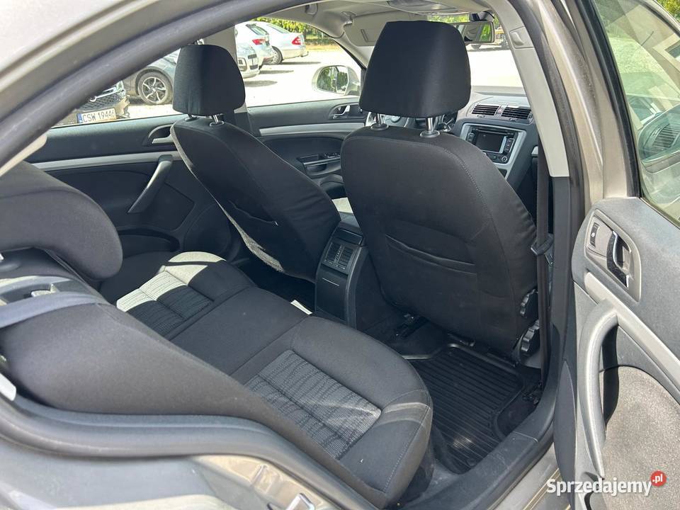 SKODA OCTAVIA Dolna Grupa
