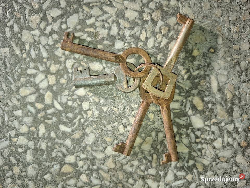 Klucze do starych zamków różne Wrocław sprzedam