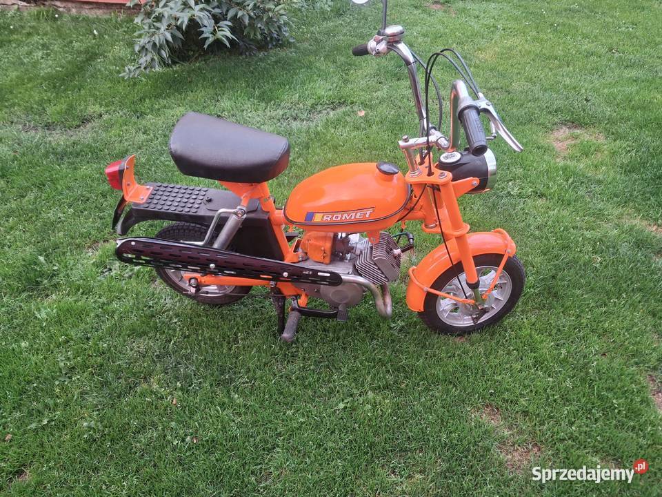 Motorynka M2 Renowacji 1981 przejściówka Stare Kurowo