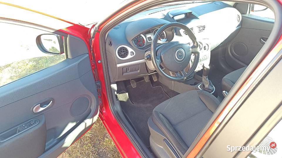 Renault Clio III 2012 r 12 benzyna 75 koni Opatówek