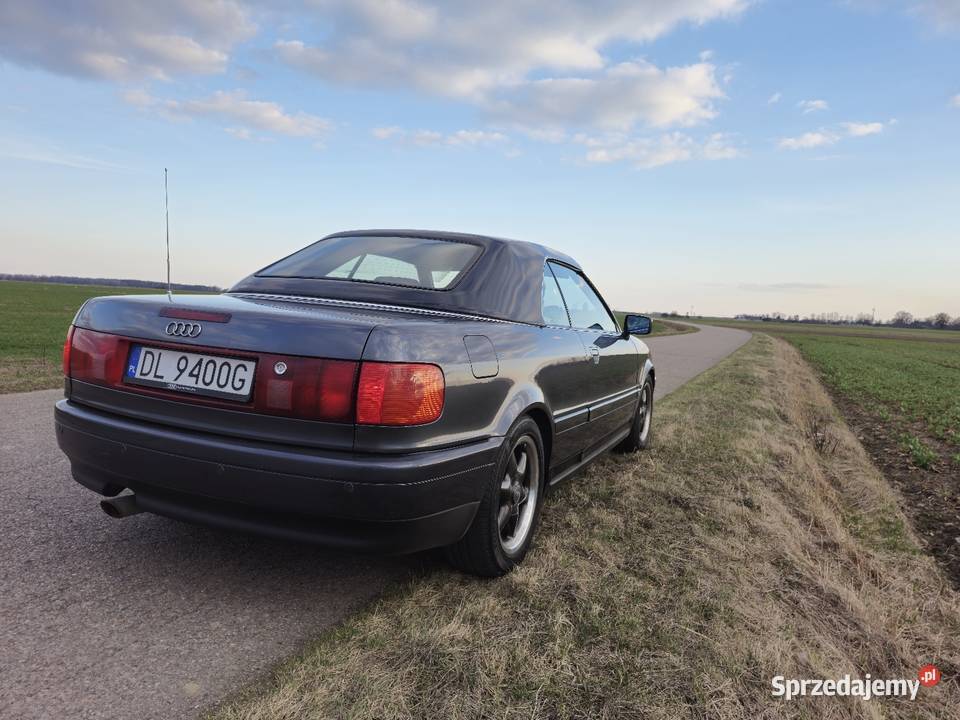Audi Cabriolet wersja Akoya poduszka powietrzna Cabriolet Legnica