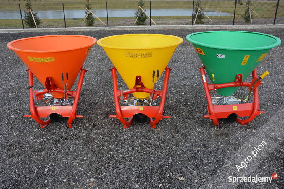 Rozsiewacz do nawozów STRUMYK 300 litrów Łęczna