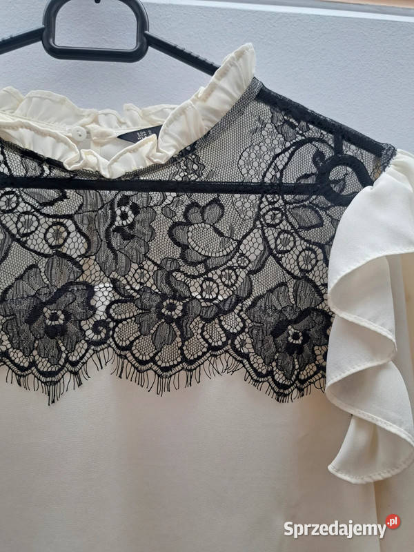 Elegancka bluzka Zara z koronką i falbanką biały Trąbki Wielkie sprzedam