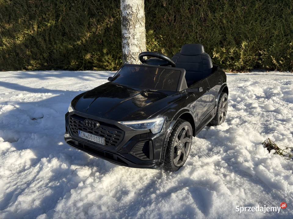 Auto na akumulator Audi SQ8 nowy elektryczny Grabownica