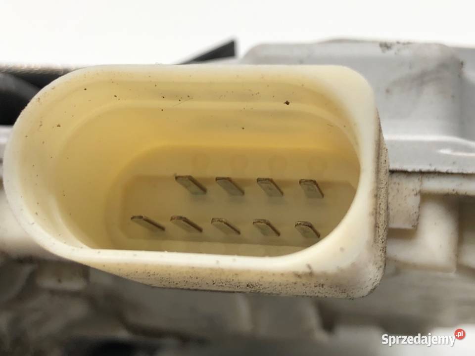 ZAMEK DRZWI LEWY TYŁ AUDI A7 4G Hatchback