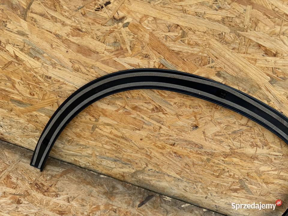 Listwa błotnika przód lewa LH MercedesBenz Gla Sieraków