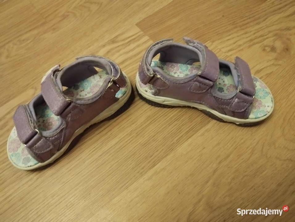 Świecące fioletowe sandałki Gorzów Wielkopolski