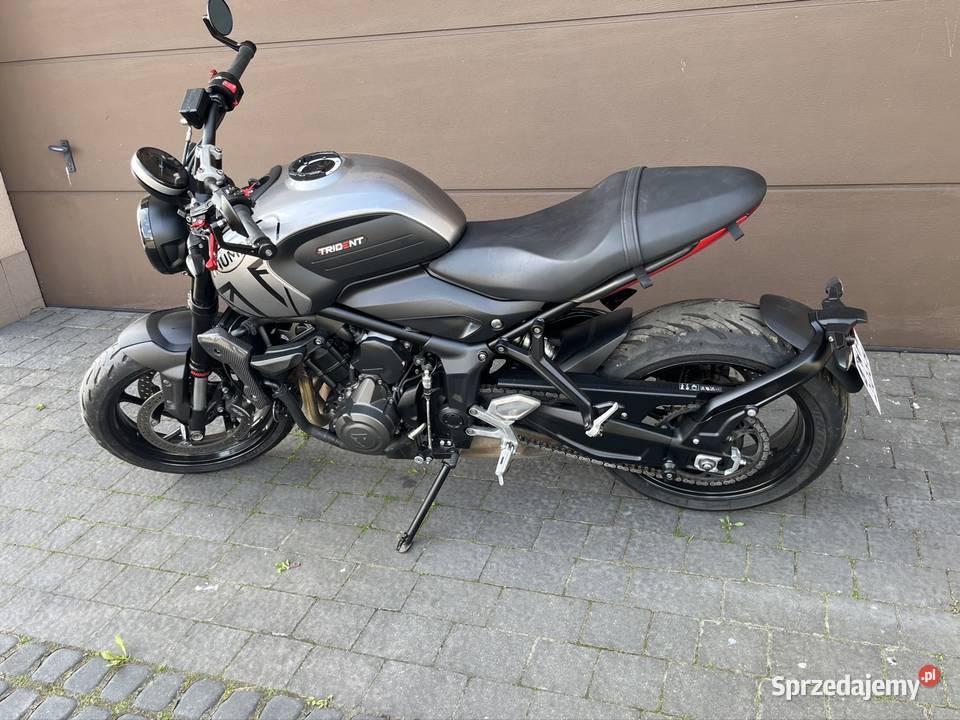 Triumph Trident 660 Chodów