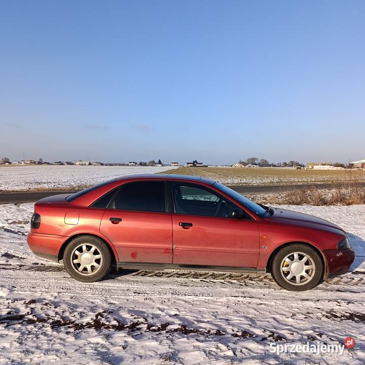 Audi a4 b5 1994 18 benzyna skórysedan A4 Ćmachowo