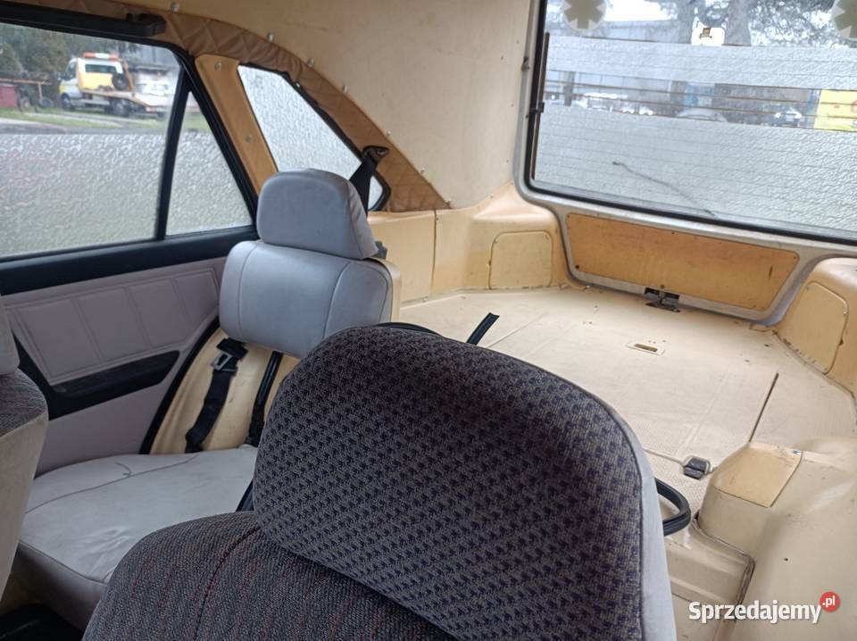 Polonez karetka pogotowia Pruszków