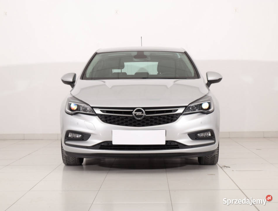 Opel Astra 14 T Rok produkcji 2019
