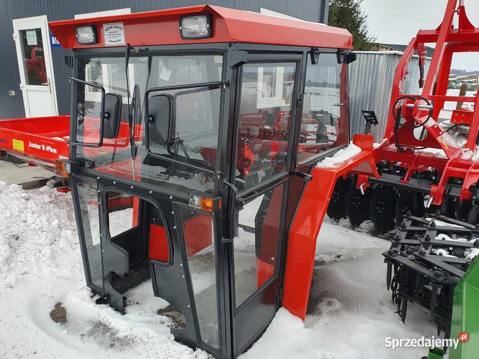 Kabina MF 255 235 okacja Części zamienne mazowieckie Sierpc
