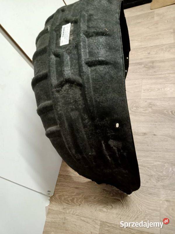 AUDI Q3 83A NADKOLE PRAWE TYŁ 83A810172F LEWE Rakoniewice