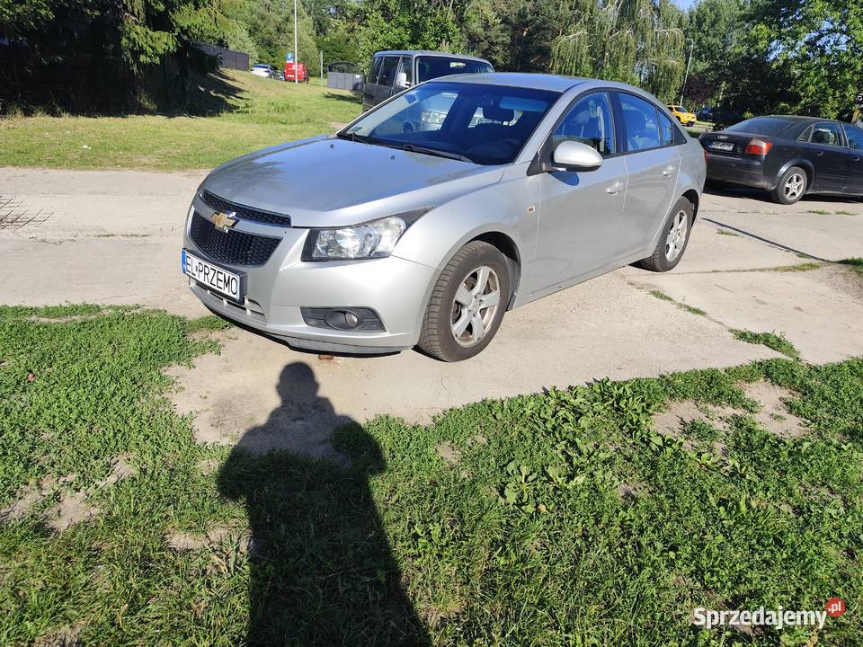 Chevrolet cruze LS 16 lpb stan idealny 1 nieuszkodzony