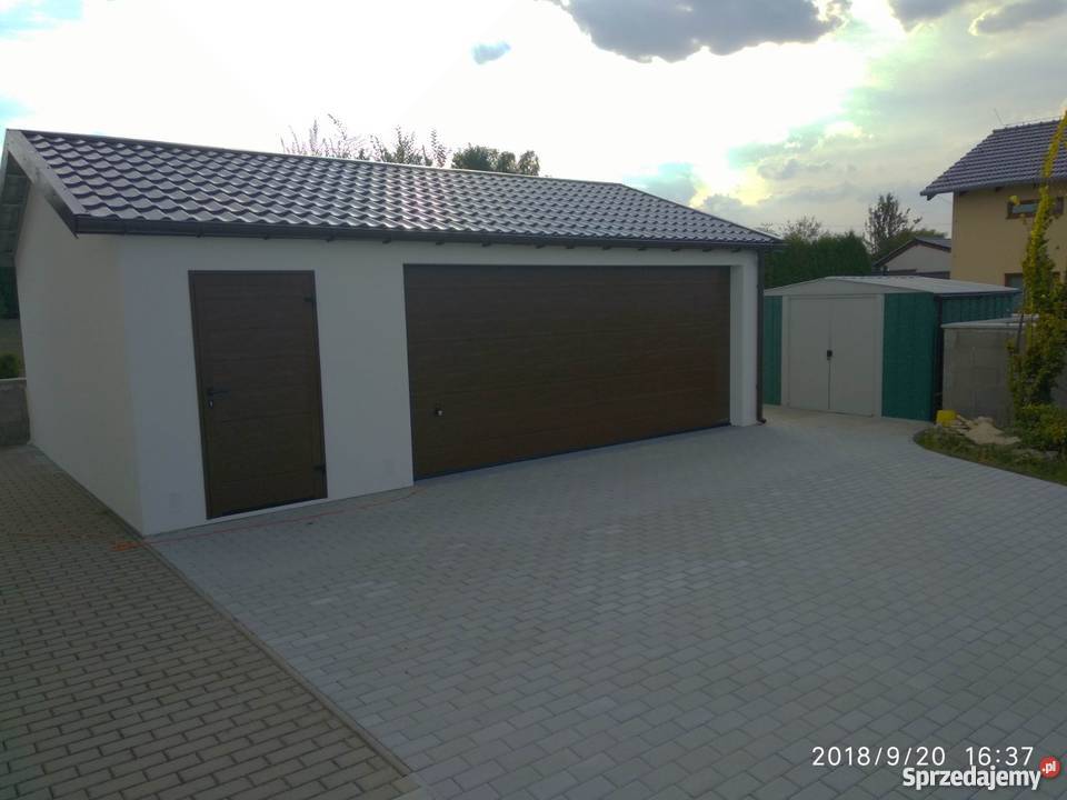 Garaż dwuspadowy blaszany tynkowany Kaczyce