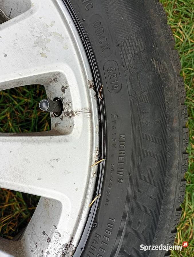 Koła felgi Volvo 16 opony Michelin crossclimate Podwarpie sprzedam