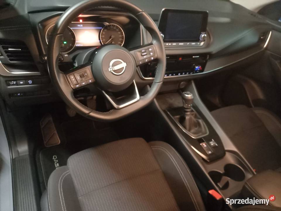 Nissan Qashqai I właściciel niski przebieg światła LED Warszawa sprzedam