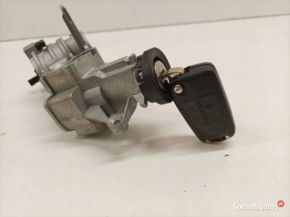 STACYJKA N0501882 Opel Zafira II 2005 B sprzedam