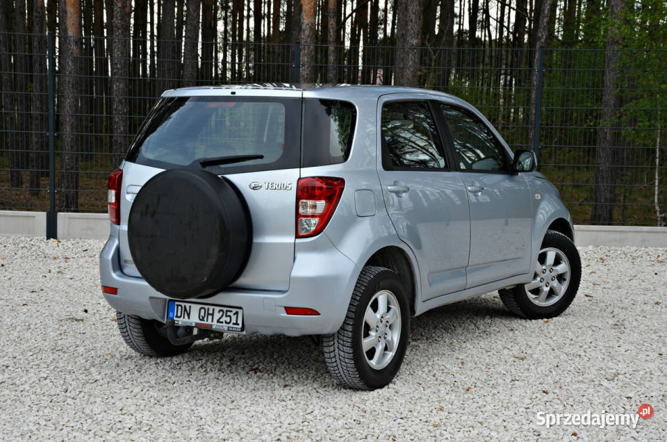 Daihatsu Terios 15 Benz 105 4x4 Automat Właśnie sprzedam