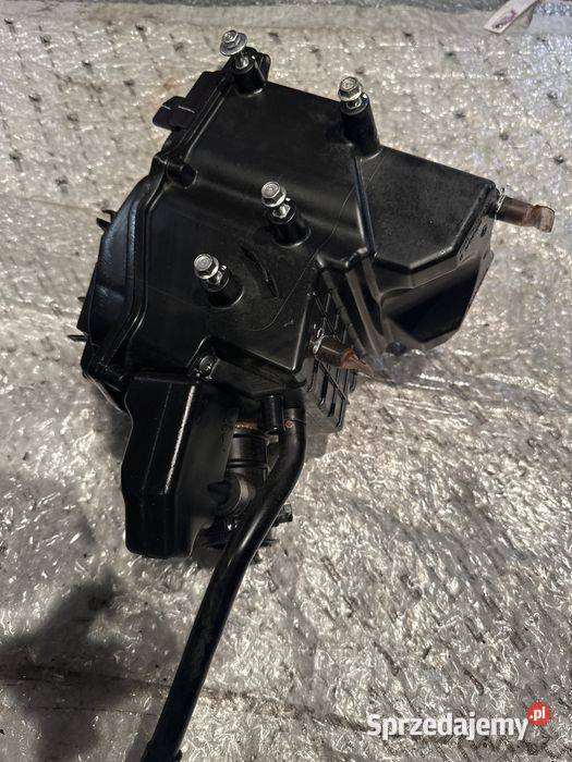 Filtr powietrza airbox Suzuki GSXS GSXR 125 M66 Poznań