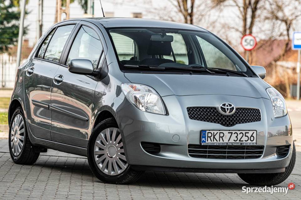 TOYOTA YARIS elektryczne lusterka Zalesie