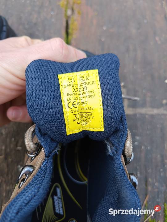 Buty ocieplane z noskiem 37 nowe Nowy Tomyśl