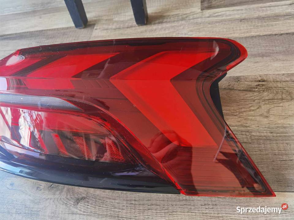 AUDI ETRON GT lampa prawy tył TYLNA 4J3945092 Pielgrzymka