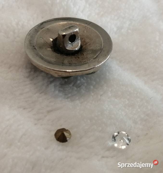 Ozdobny guzik na stopce okrągły z kamieniami Czeladź