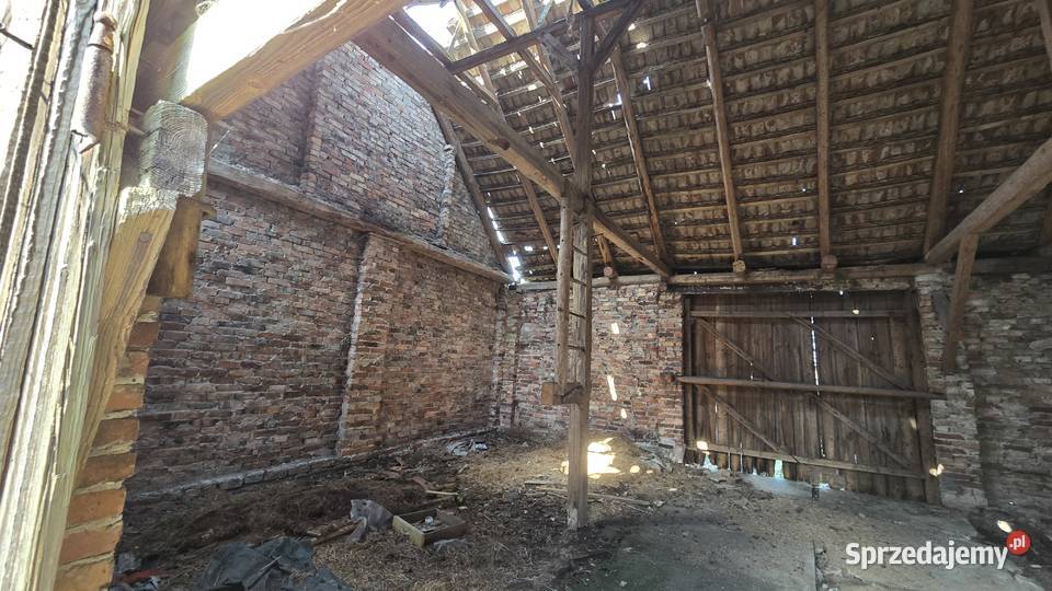 Dom przysłupowy z zabudowaniami gospodarczymi do 1100m2 Henryków Lubański