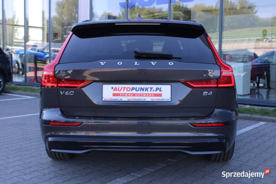 Volvo V60 2022r FVAT23 FullLED Kamera CarPlay sprzedam