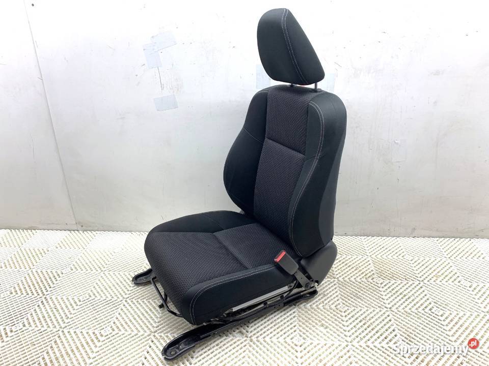 FOTEL PRAWY PRZÓD HONDA CIVIC IX Hatchback