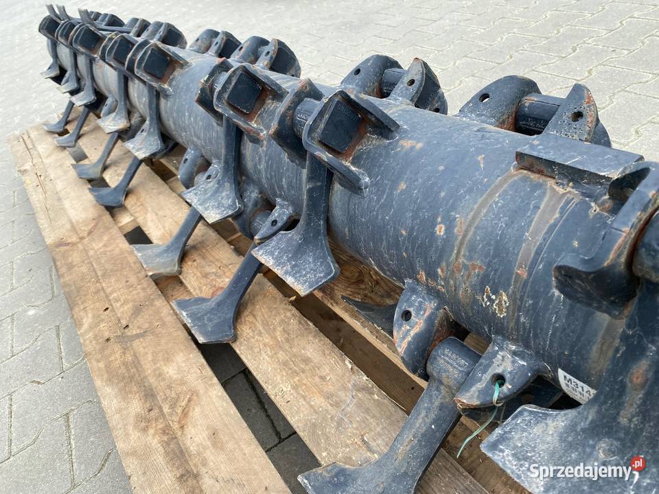 Wał roboczy Rotor kosiarki bijakowej Maschio Chmielniki