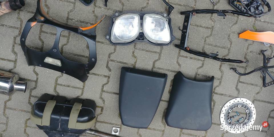 Yamaha YZF750 r rama plastiki części tłumik Szczecin