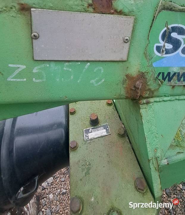 Zgrabiarka karuzela Samasz 2004r 13 ramion 460m Parczew