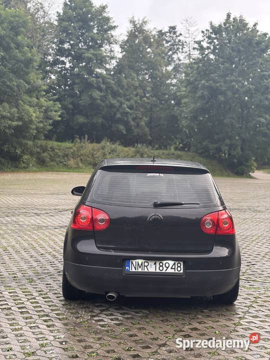 Volkswagen Golf V 16 102 Benzyna Zadbany ogrzewanie postojowe Mikołajki
