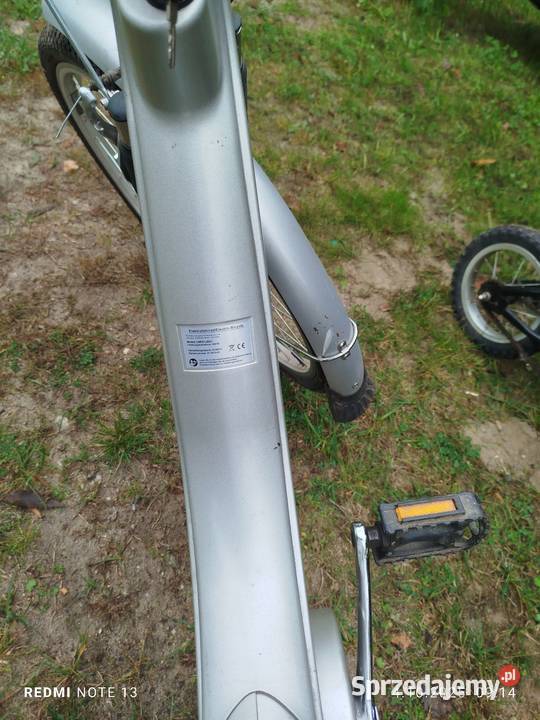 Rowerem elektryczny z manetką Dąbie