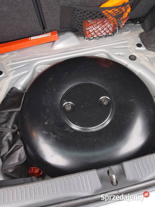 Toyota Auris 133 rocznik 2013 gaz Zarejestrowany w Polsce Unin-Kolonia
