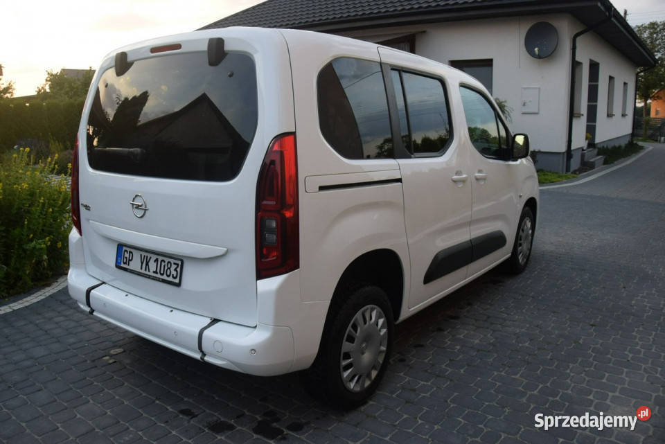 Opel Combo 15D 2020r Navi 137 Rampa PFRON 1499cm3 Majdan Sieniawski